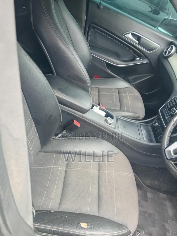 Mercedes-Benz C180 2015 Gray