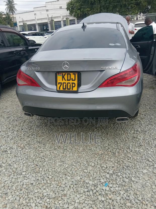 Mercedes-Benz C180 2015 Gray