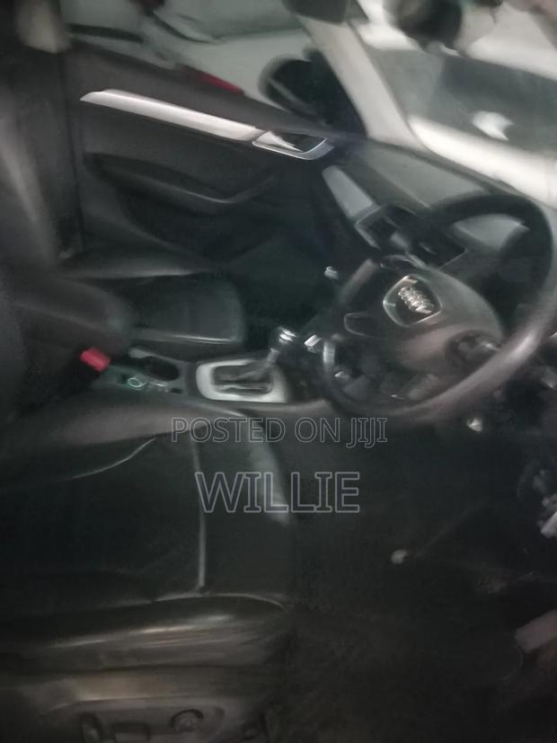 Audi Q3 2013 Black