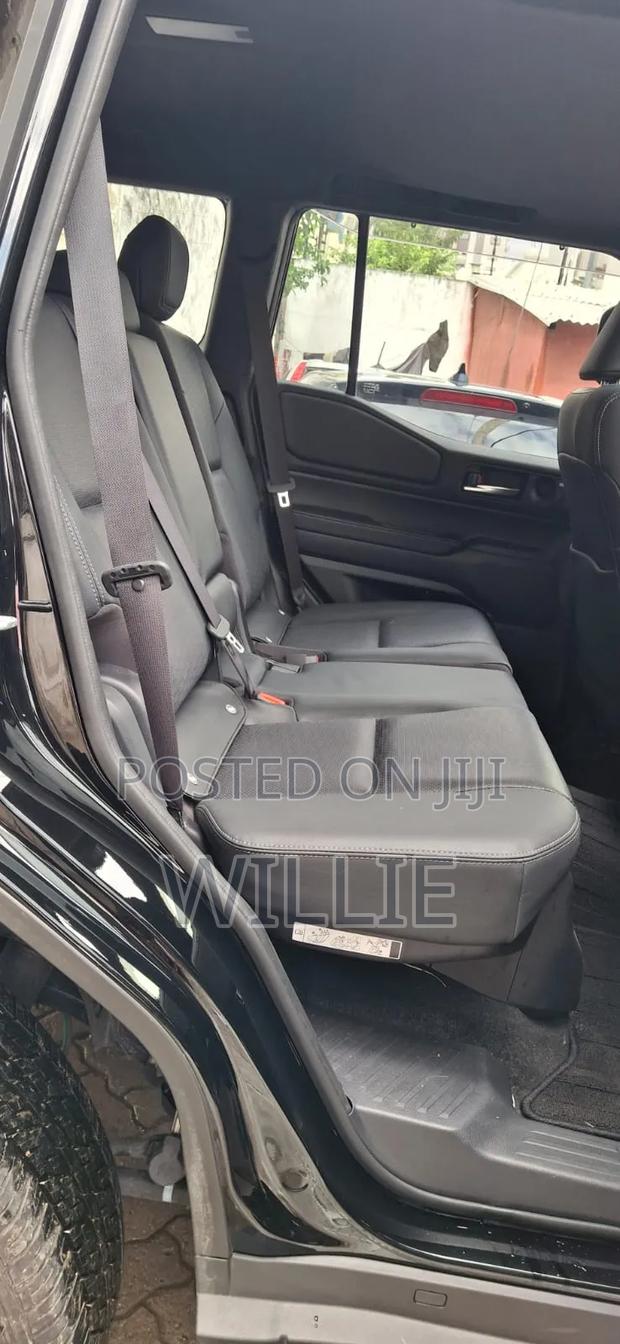 Toyota Land Cruiser Prado 2020 Black