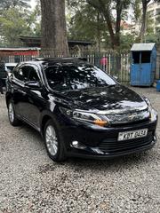 Toyota Harrier 2.0 2017 Purple for sale