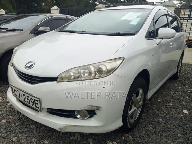 Toyota Wish 2010 White