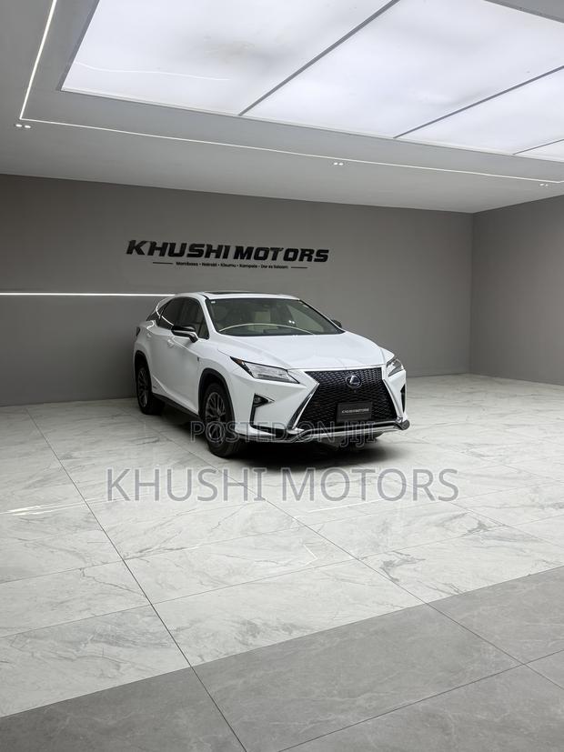 Lexus RX 2019 Pearl