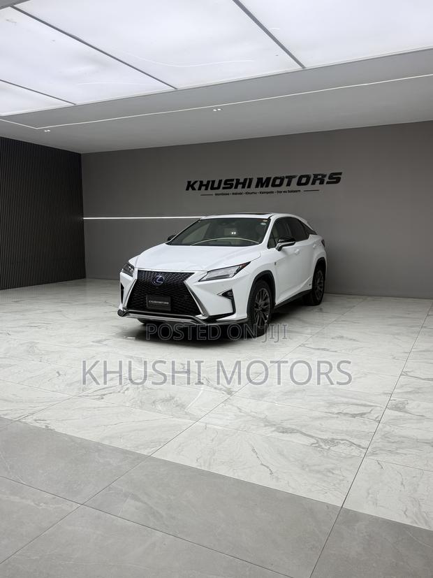 Lexus RX 2019 Pearl