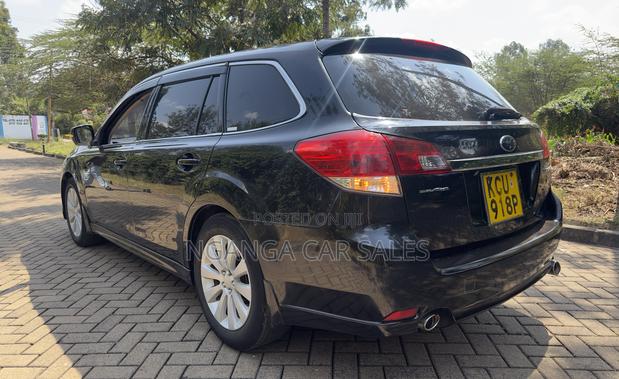 Subaru Legacy 2.5i Limited 2011 Black