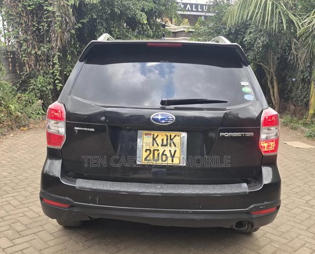 Subaru Forester 2015 Black