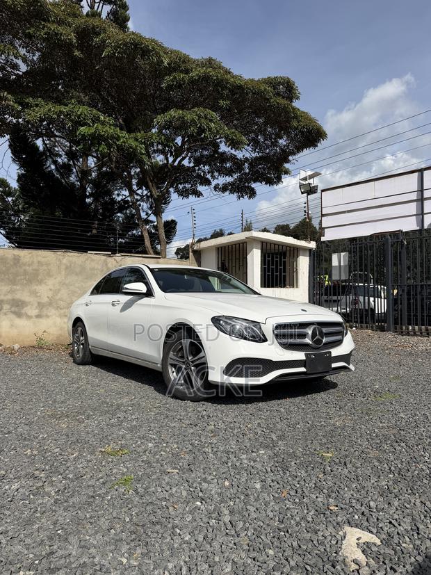 Mercedes-Benz E200 2019 White