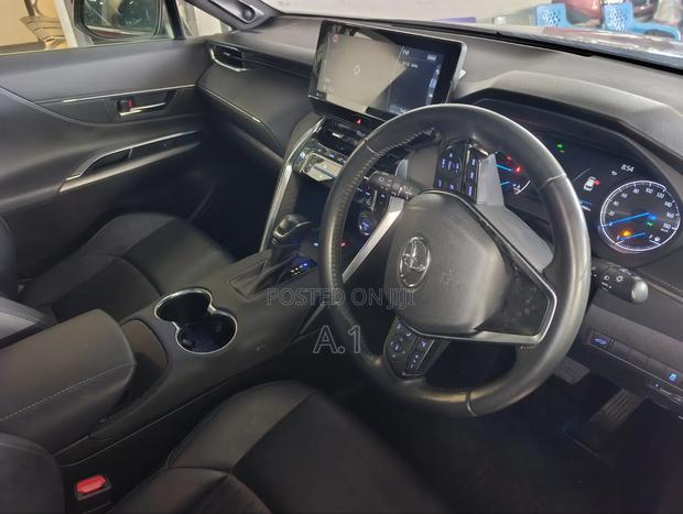 Toyota Harrier 2020 Maroon