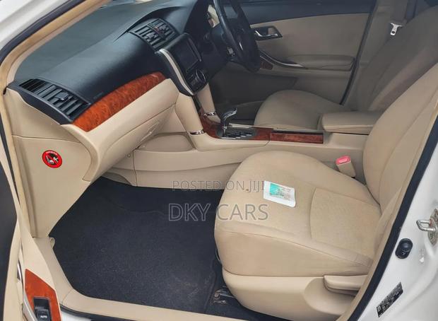 Toyota Premio 2013 White