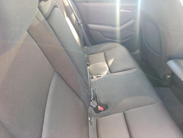 Mazda 3 2019 Silver