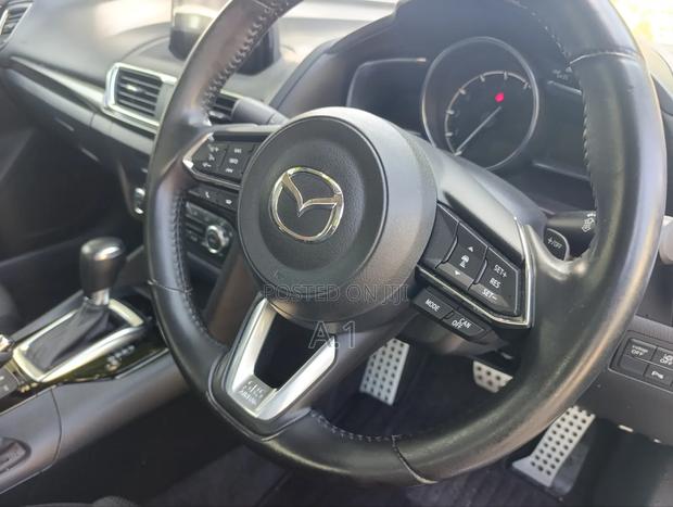 Mazda Axela 2019 Silver