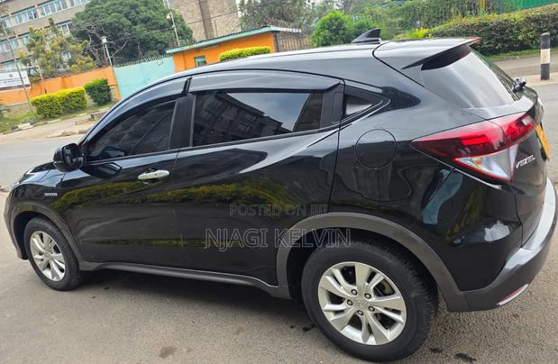 Honda Vezel 1.5 Hybrid 2WD 2016 Black