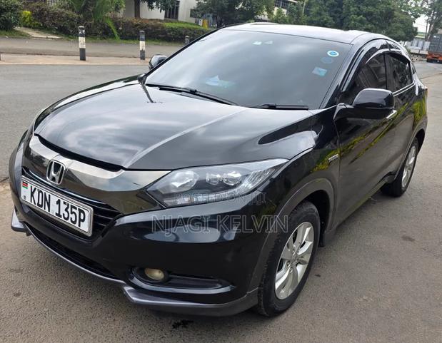 Honda Vezel 1.5 Hybrid 2WD 2016 Black