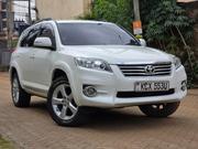 Toyota Vanguard 2012 White for sale