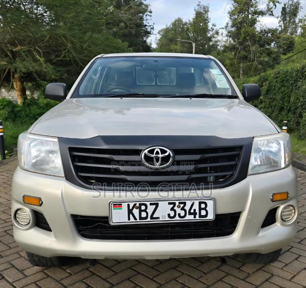 Toyota Hilux 2008 Silver