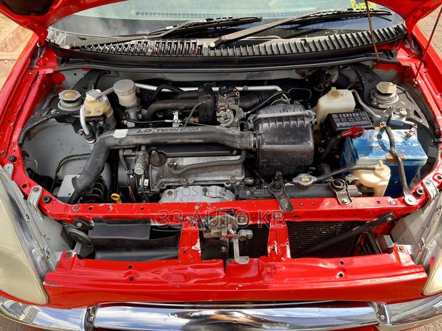 Toyota Duet 1999 Red