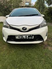 Toyota Vitz 2016 White for sale