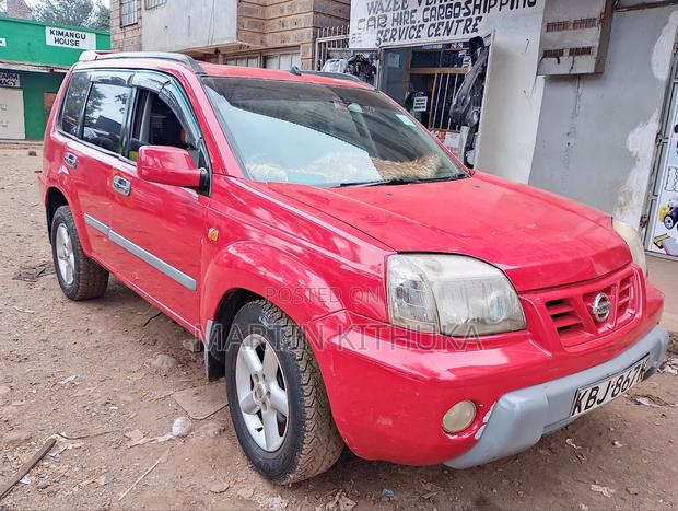 Nissan X-Trail 2003 Red