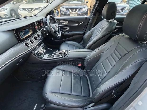 Mercedes-Benz E300 2018 Gray
