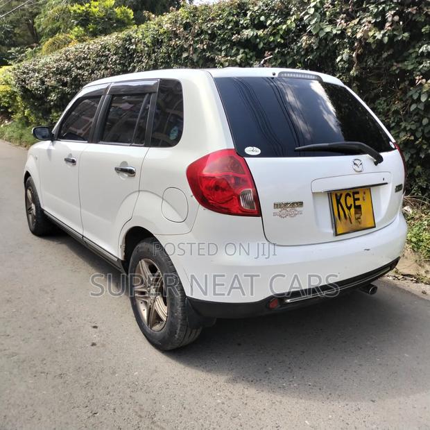 Mazda Verisa 2008 White