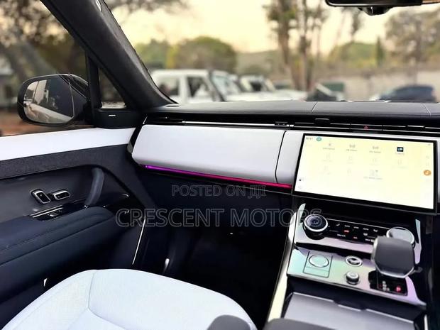 Land Rover Range Rover Vogue 2022 Gray