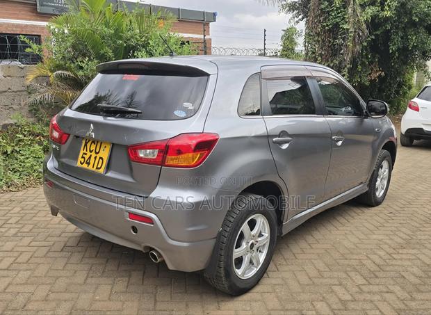 Mitsubishi RVR 2.0 2012 Gray