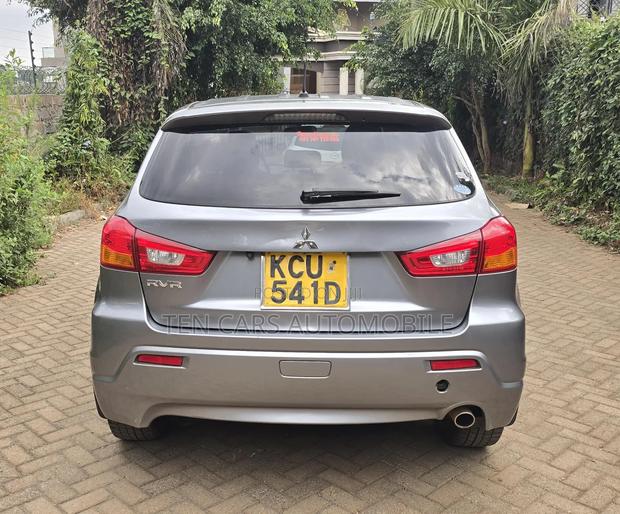 Mitsubishi RVR 2.0 2012 Gray