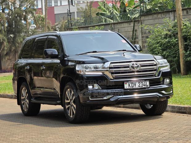 Toyota Land Cruiser 4.6 V8 ZX 2011 Matt Black