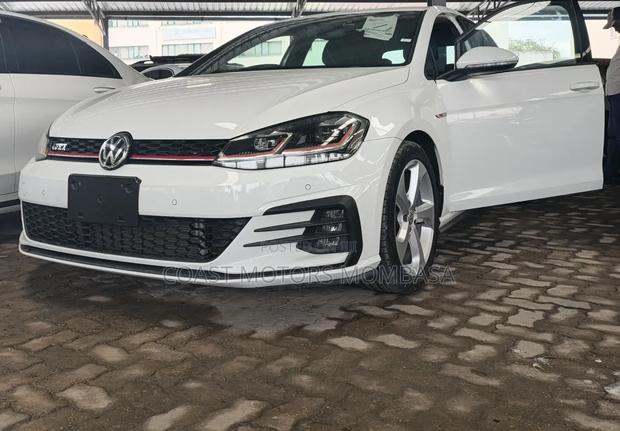 Volkswagen Golf GTI 2021 White