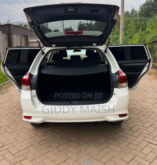 Toyota Corolla Fielder 2017 White