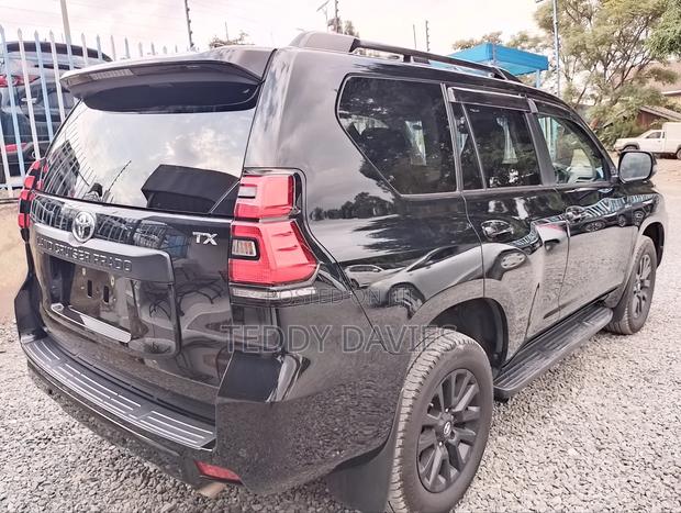 Toyota Land Cruiser Prado 2022 Matt Black