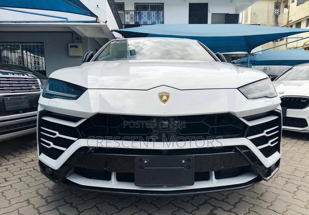 Lamborghini Urus 2023 Pearl
