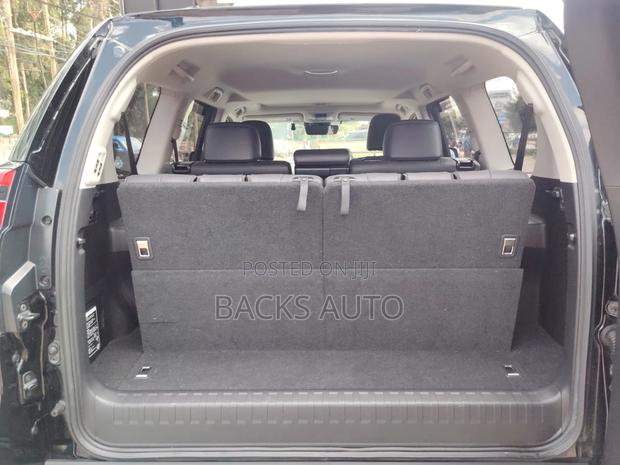 Toyota Land Cruiser Prado 2021