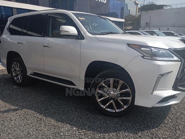 Lexus LX 2020 White
