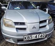 Mitsubishi Airtrek 2005 Silver for sale