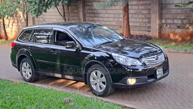 Subaru Outback 2011 Black