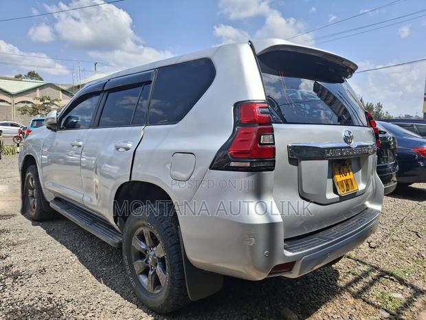 Toyota Land Cruiser Prado 2.7 VVT-i 2014 Silver