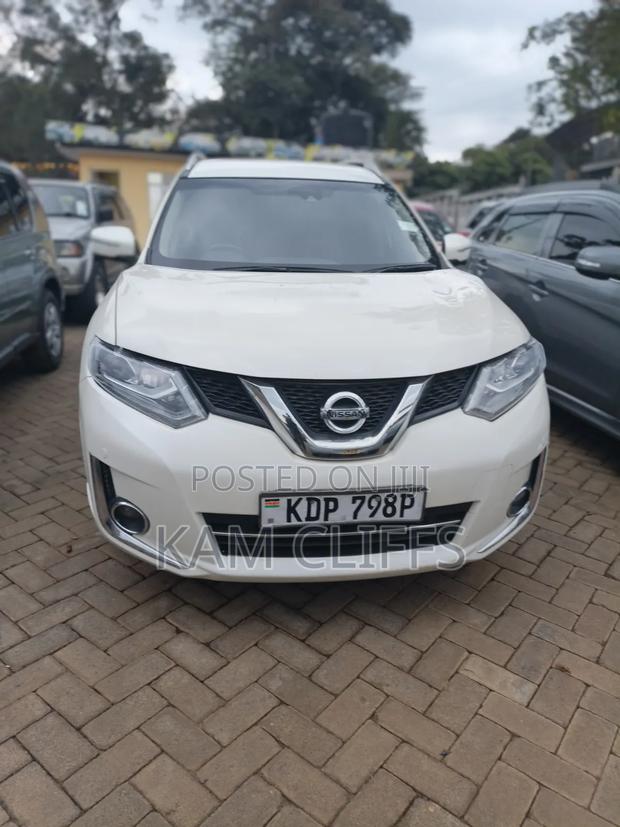Nissan X-Trail 2016 White