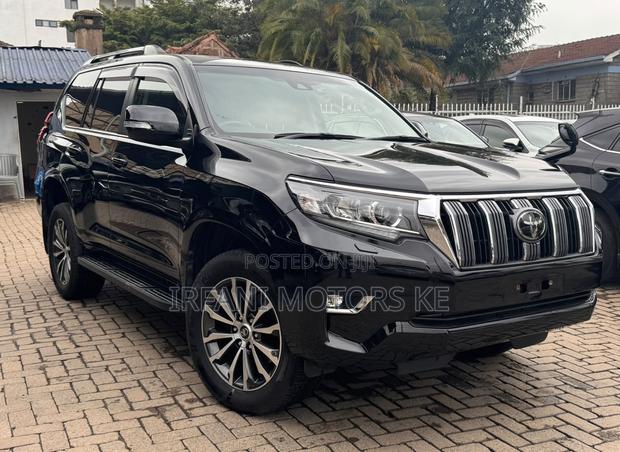 Toyota Land Cruiser Prado 2.8 2019 Matt Black