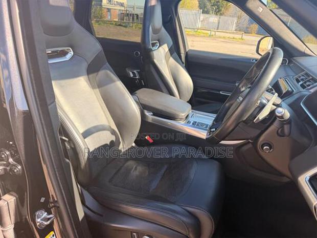 Land Rover Range Rover Sport SVR 4x4 2020 Black