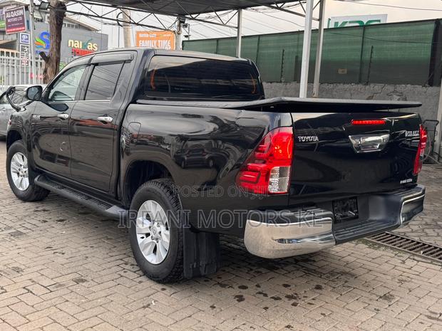 Toyota Hilux Revo Double Cab Deisel 2.4 AWD 2020 Black