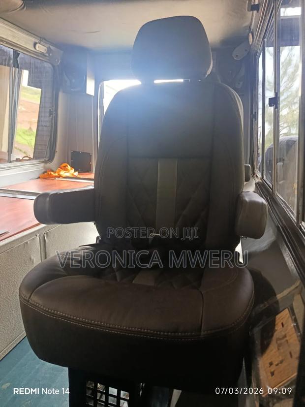 Toyota Land Cruiser 2003 Black