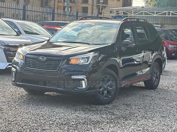 Subaru Forester Premium AWD 2020 Black