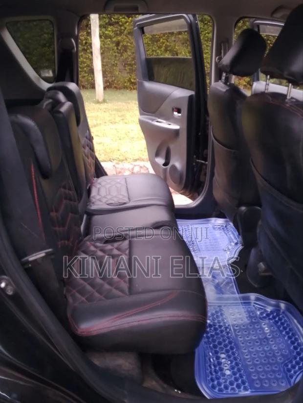 Toyota Ractis 2011 Black
