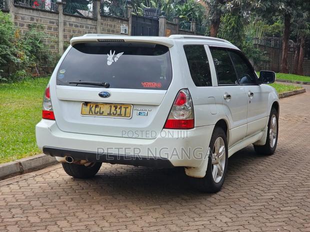 Subaru Forester 2008 Off white