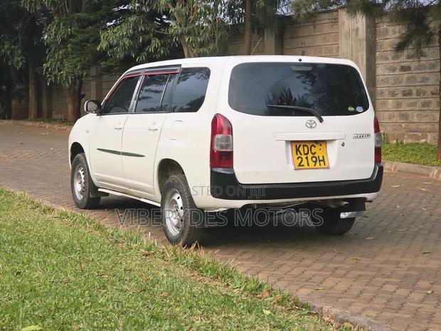 Toyota Succeed SV Premium 2014 White