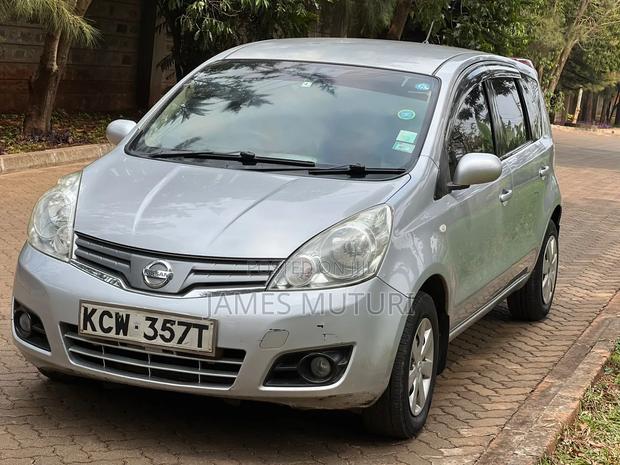 Nissan Note 2012 Silver