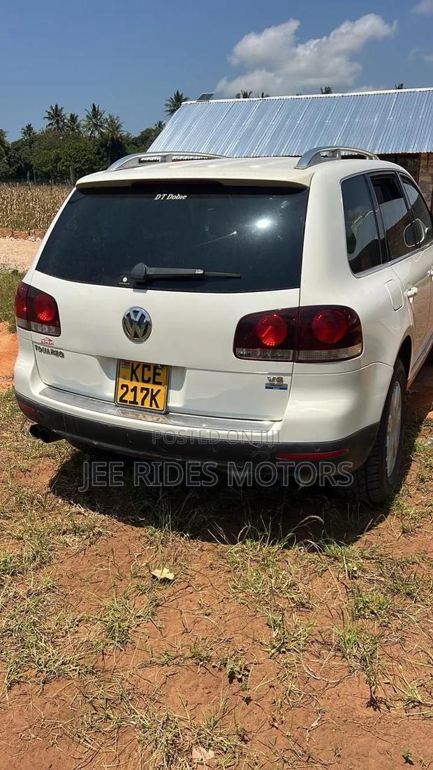 Volkswagen Touareg 2008 White