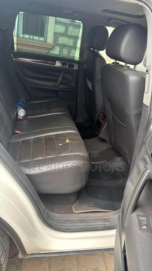 Volkswagen Touareg 2008 White