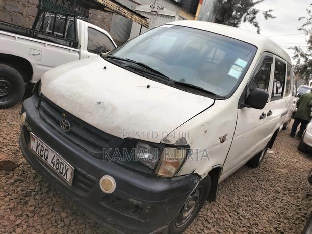 Toyota TownAce 2003 White